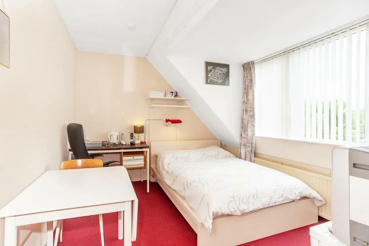 Wim'S Place Schiphol Amsterdam Airport Hoofddorp 2*,  Niederlande